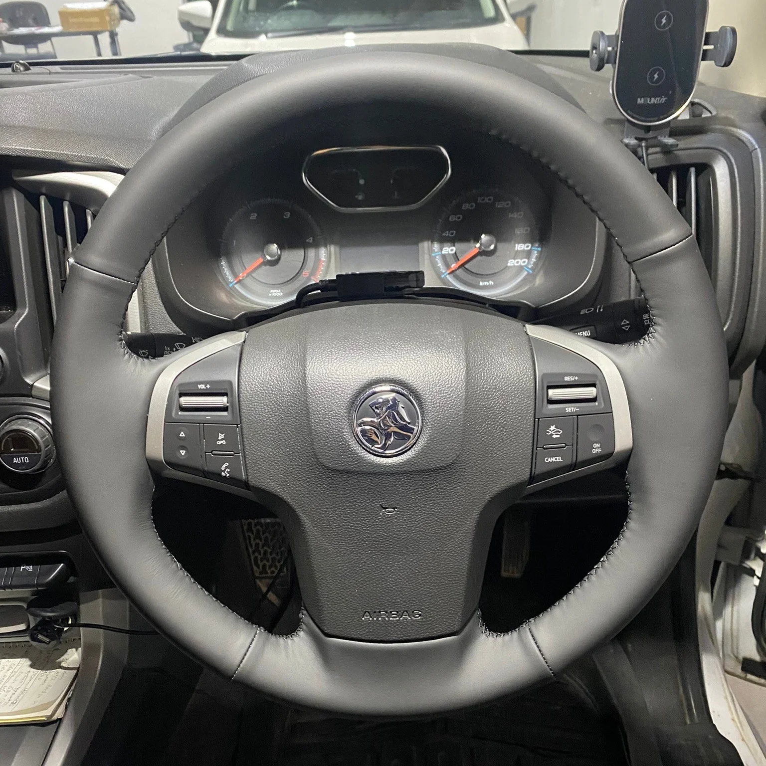 Holden Colorado | Isuzu D-Max Steering Wheel Wrap (Smooth) (2012-2020)